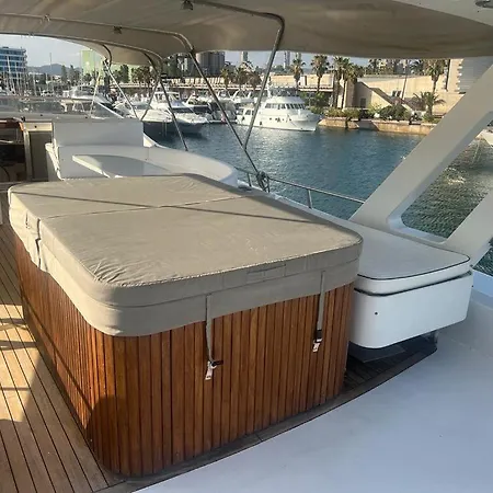 Gran Cayman Botel *